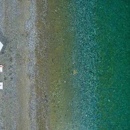 Penelope's Blue Sea Front Residenses Apartament